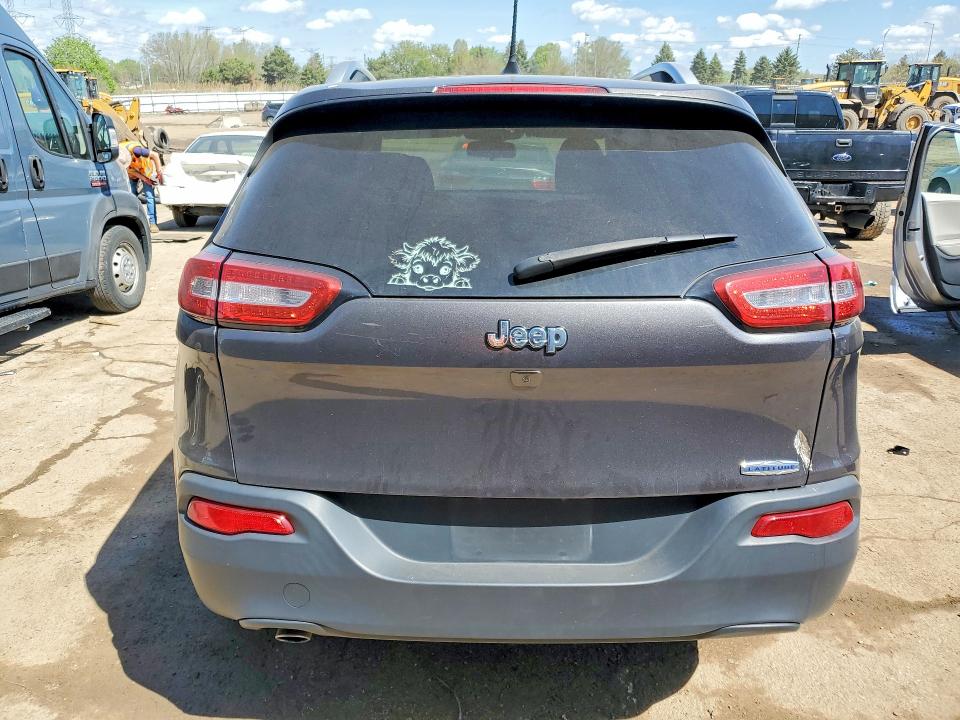 Auction sale of the 2016 Jeep Cherokee, vin: 1C4PJLCB1GW195737, lot number: 49748216