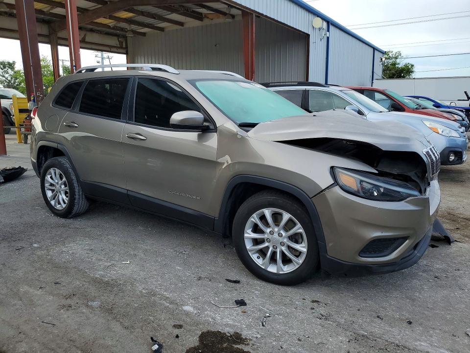 51035586 :رقم المزاد ، 1C4PJLCB6LD624344 vin ، 2020 Jeep Cherokee مزاد بيع