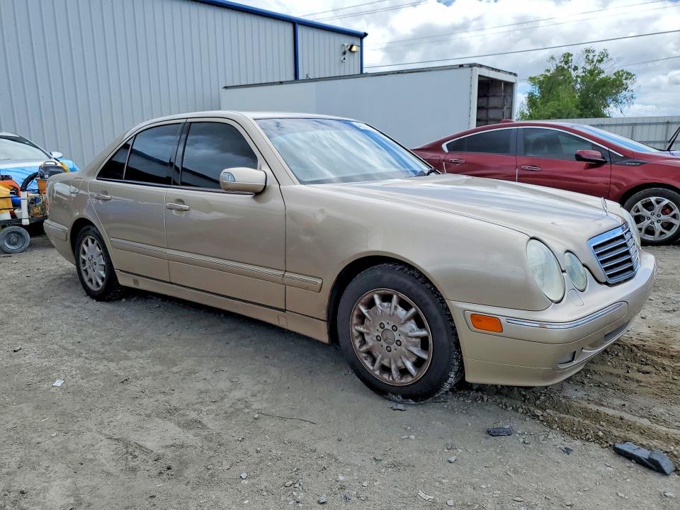 Продажа на аукционе авто 2000 Mercedes-benz E, vin: WDBJF65J4YB083647, номер лота: 48933616