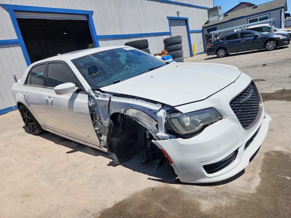 2017 Chrysler 300 მანქანა იყიდება აუქციონზე, vin: 2C3CCABT8HH557963, აუქციონის ნომერი: 51527616