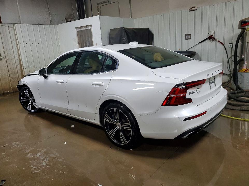 49001086 :رقم المزاد ، 7JRA22TL9KG015365 vin ، 2019 Volvo S60 مزاد بيع