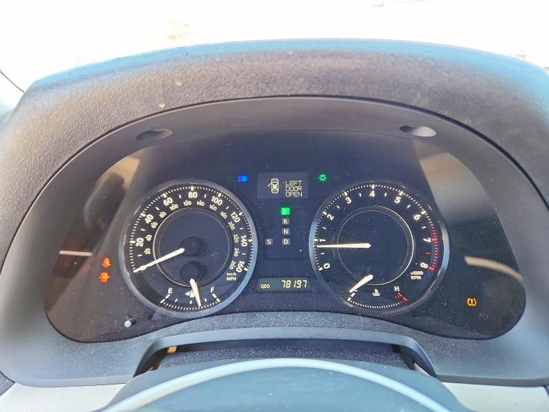 2010 Lexus Is მანქანა იყიდება აუქციონზე, vin: JTHFF2C27A2512702, აუქციონის ნომერი: 50150116