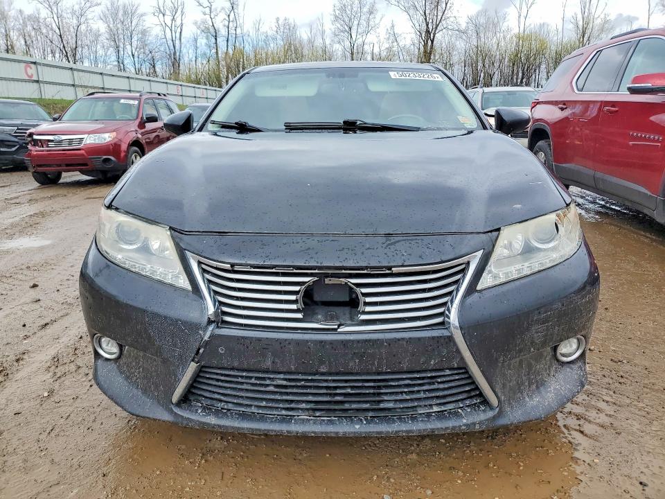 50233226 :رقم المزاد ، JTHBK1GG0F2159155 vin ، 2015 Lexus Es مزاد بيع