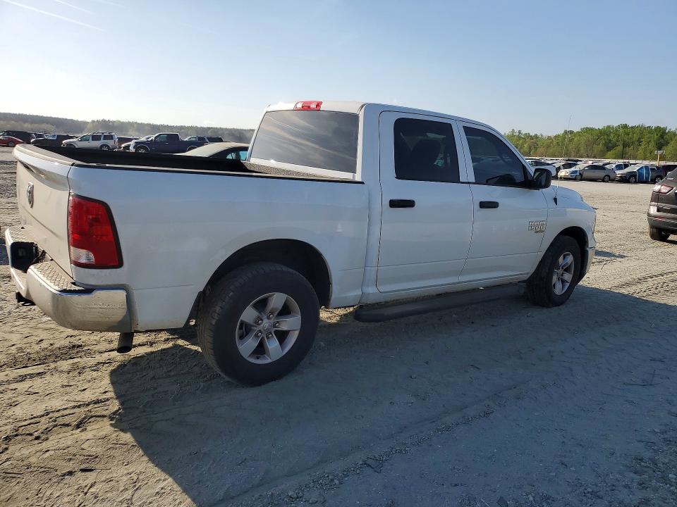 48076796 :رقم المزاد ، 3C6RR6KG8NG172555 vin ، 2022 Ram 1500 Classic مزاد بيع