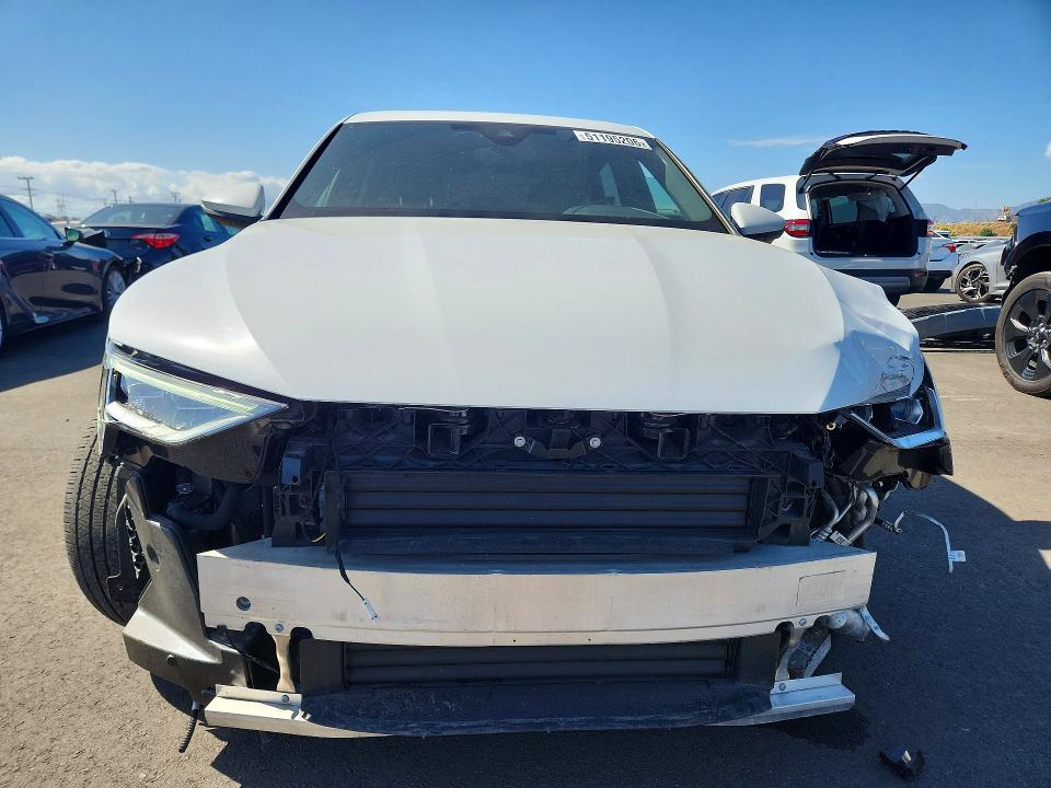 Aukcja sprzedaży 2024 Audi Q8 E-tron, vin: WA1CAAGE4RB010463, numer aukcji: 51195206