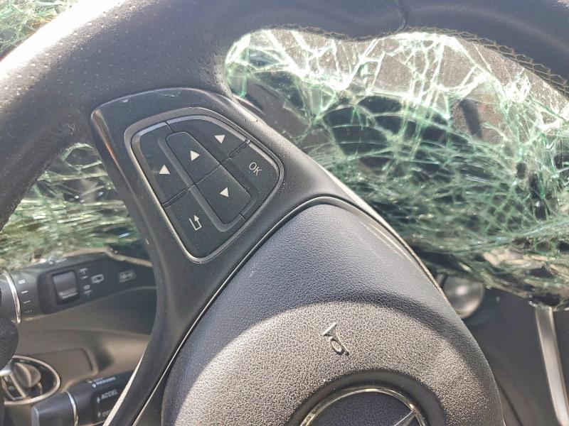50152486 :رقم المزاد ، WDCTG4EB0JJ515385 vin ، 2018 Mercedes-benz Gla مزاد بيع