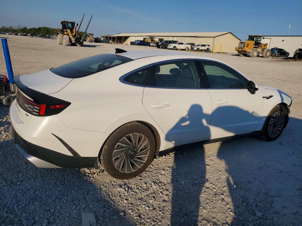 2025 Hyundai Sonata Hybrid მანქანა იყიდება აუქციონზე, vin: KMHL34JJ7SA128036, აუქციონის ნომერი: 48838466
