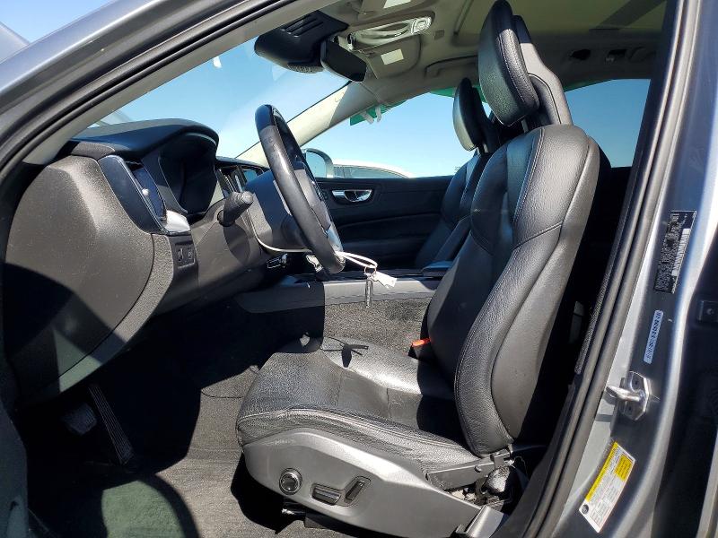Продажа на аукционе авто 2018 Volvo Xc60, vin: LYV102RK1JB117742, номер лота: 52020426