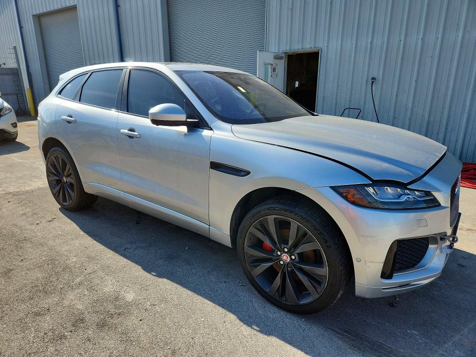 Aukcja sprzedaży 2017 Jaguar F-pace, vin: SADCP2BV7HA063829, numer aukcji: 51473326