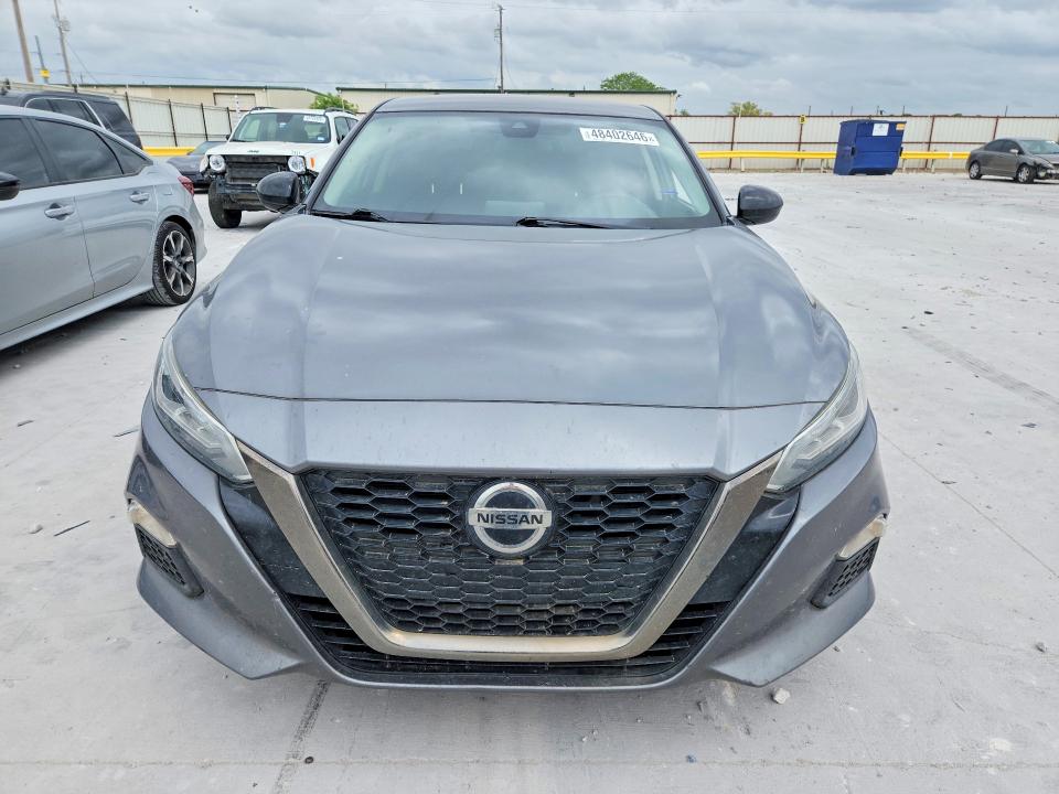 48402646 :رقم المزاد ، 1N4BL4CV4MN340054 vin ، 2021 Nissan Altima مزاد بيع