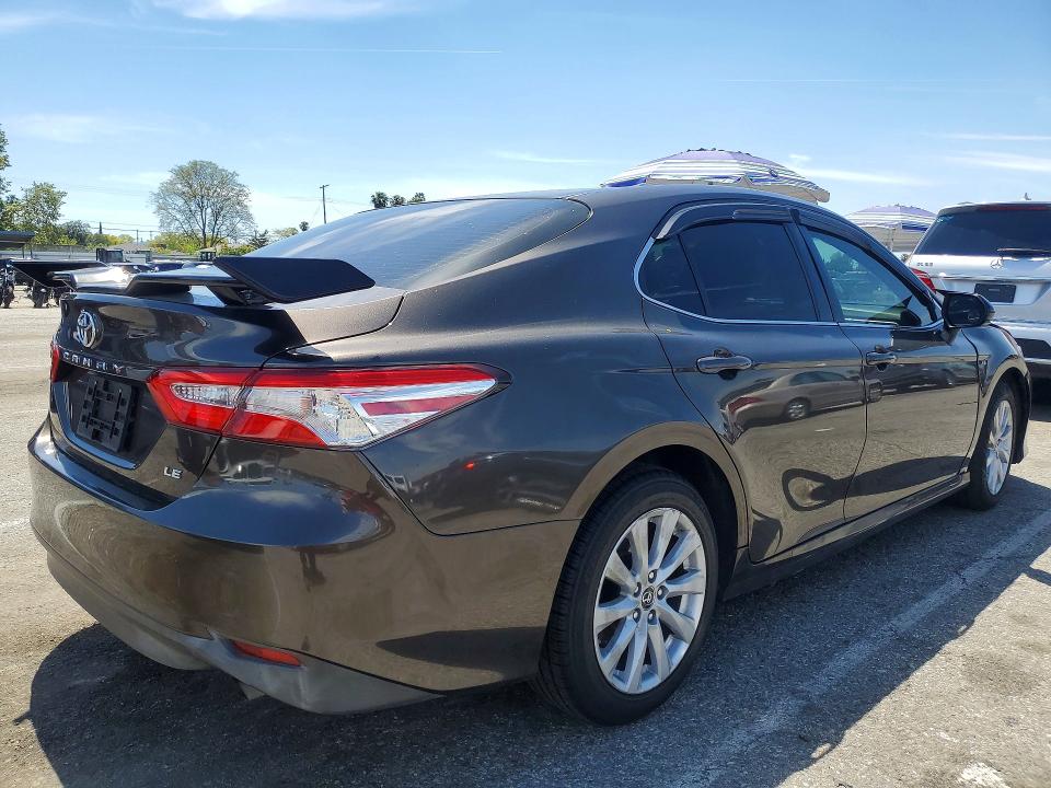 Aukcja sprzedaży 2018 Toyota Camry, vin: JTNB11HKXJ3033648, numer aukcji: 49516286