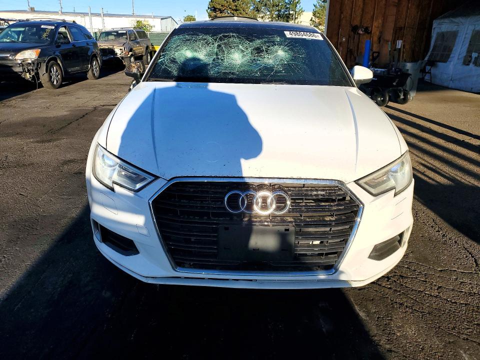 49804686 :رقم المزاد ، WAUAUGFF5J1094527 vin ، 2018 Audi A3 مزاد بيع