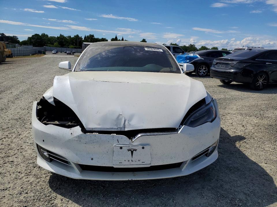 48969646 :رقم المزاد ، 5YJSA1E27MF424174 vin ، 2021 Tesla Model S مزاد بيع
