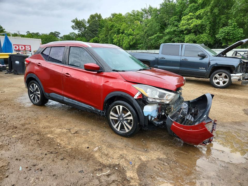 50932516 :رقم المزاد ، 3N1CP5CU8KL542444 vin ، 2019 Nissan Kicks مزاد بيع