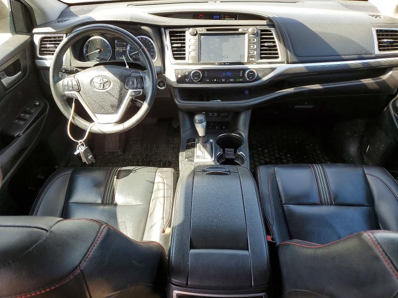 Продажа на аукционе авто 2019 Toyota Highlander, vin: 5TDJZRFH0KS574061, номер лота: 49246946