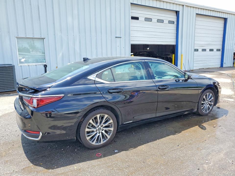 51607296 :رقم المزاد ، 58AB21B16KU004004 vin ، 2019 Lexus Es مزاد بيع