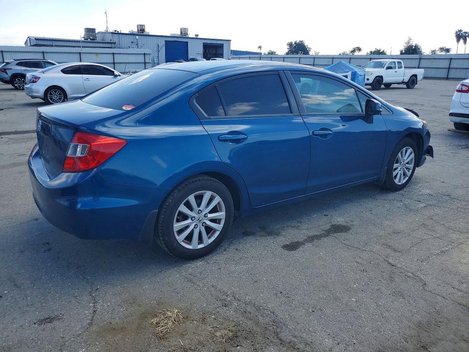 Продажа на аукционе авто 2012 Honda Civic, vin: 2HGFB2F93CH533399, номер лота: 48355826