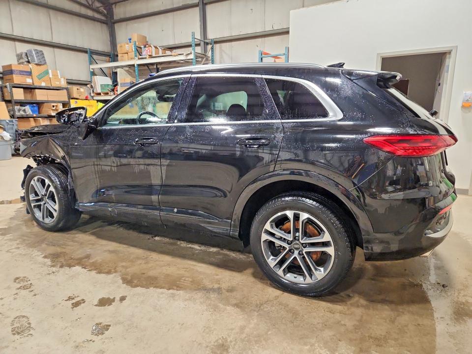 48908496 :رقم المزاد ، WA11AAGU6S2035207 vin ، 2025 Audi Q5 مزاد بيع