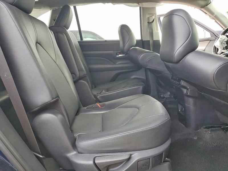 2024 Toyota Grand Highlander მანქანა იყიდება აუქციონზე, vin: 5TDAAAA59RS018024, აუქციონის ნომერი: 48535366