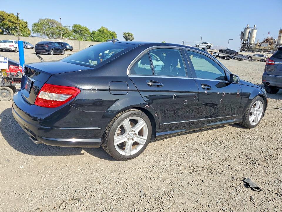 49229016 :رقم المزاد ، WDDGF5EB6BR134570 vin ، 2011 Mercedes-benz C مزاد بيع