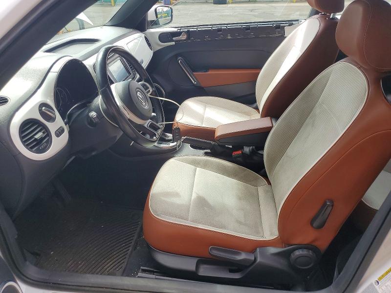 49023086 :رقم المزاد ، 3VWF17AT5GM627807 vin ، 2016 Volkswagen Beetle مزاد بيع