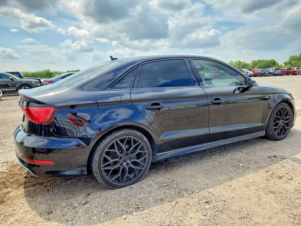 Продаж на аукціоні авто 2016 Audi A3, vin: WAUA7GFF4G1028633, номер лоту: 51154806