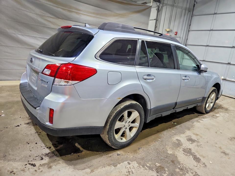 2013 Subaru Outback მანქანა იყიდება აუქციონზე, vin: 4S4BRBKC3D3255517, აუქციონის ნომერი: 48582496
