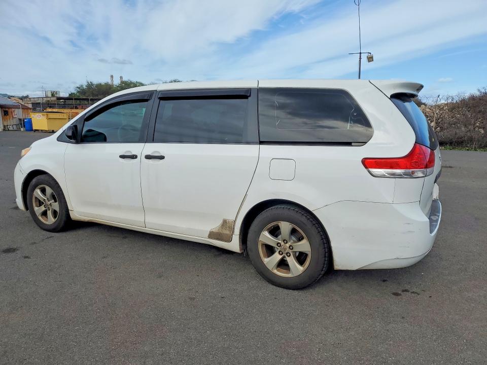 2013 Toyota Sienna მანქანა იყიდება აუქციონზე, vin: 5TDZK3DC7DS301262, აუქციონის ნომერი: 50451366