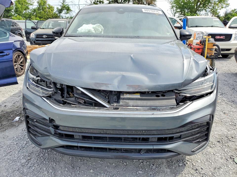 48910416 :رقم المزاد ، 3VVCB7AX4NM003811 vin ، 2022 Volkswagen Tiguan مزاد بيع