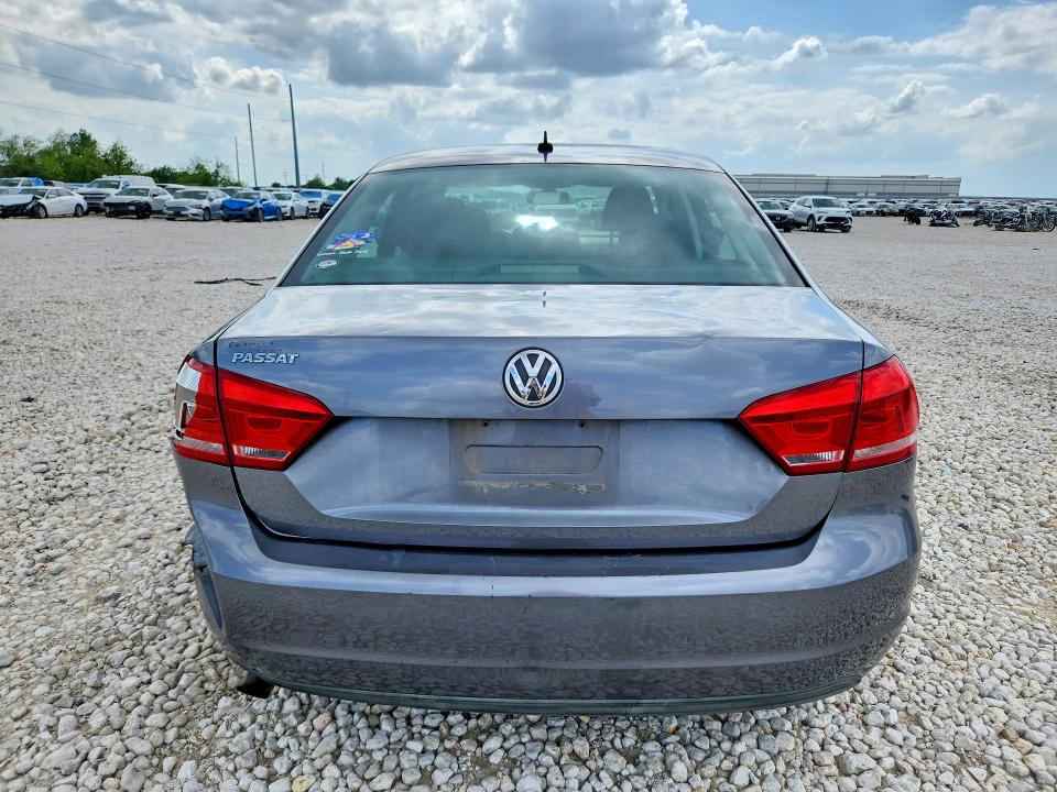 2012 Volkswagen Passat მანქანა იყიდება აუქციონზე, vin: 1VWAH7A34CC110810, აუქციონის ნომერი: 49118786