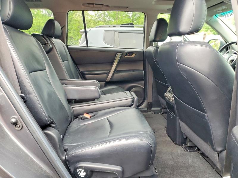 2010 Toyota Highlander მანქანა იყიდება აუქციონზე, vin: 5TDJK3EH4AS034746, აუქციონის ნომერი: 51514306