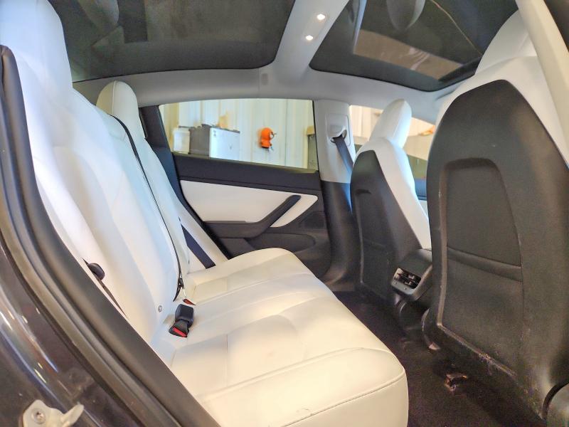 Продаж на аукціоні авто 2018 Tesla Model 3, vin: 5YJ3E1EB6JF085606, номер лоту: 50613256