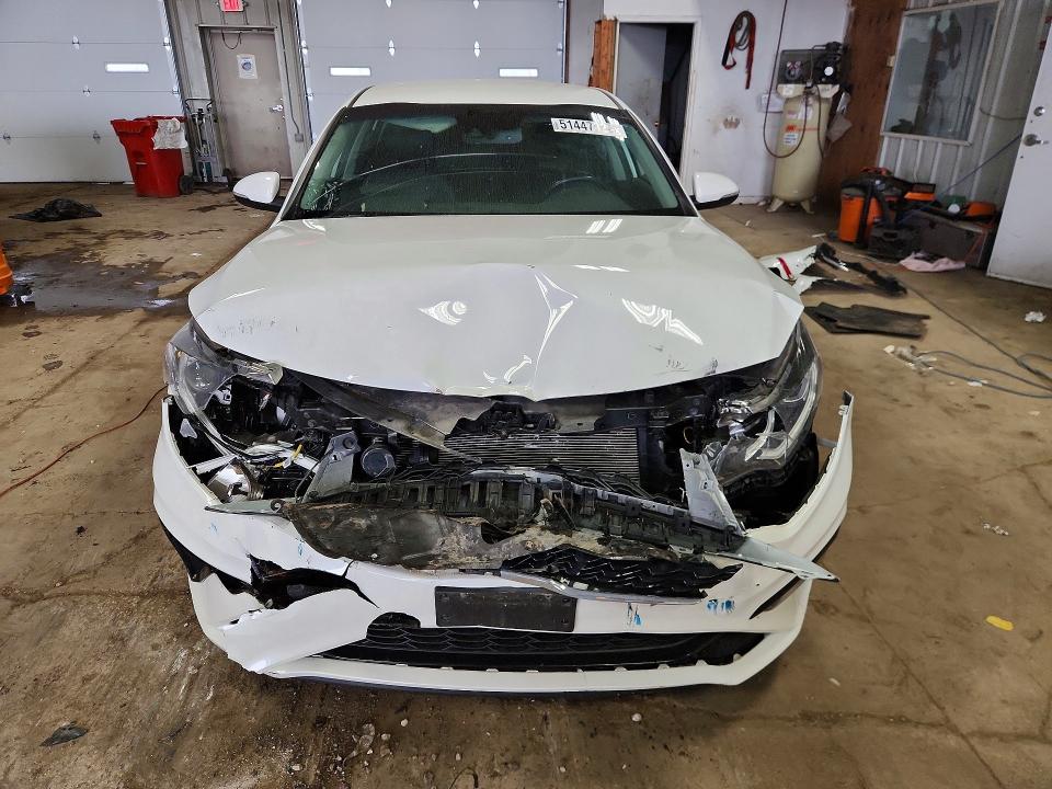2020 Kia Optima მანქანა იყიდება აუქციონზე, vin: 5XXGT4L34LG411701, აუქციონის ნომერი: 51447026