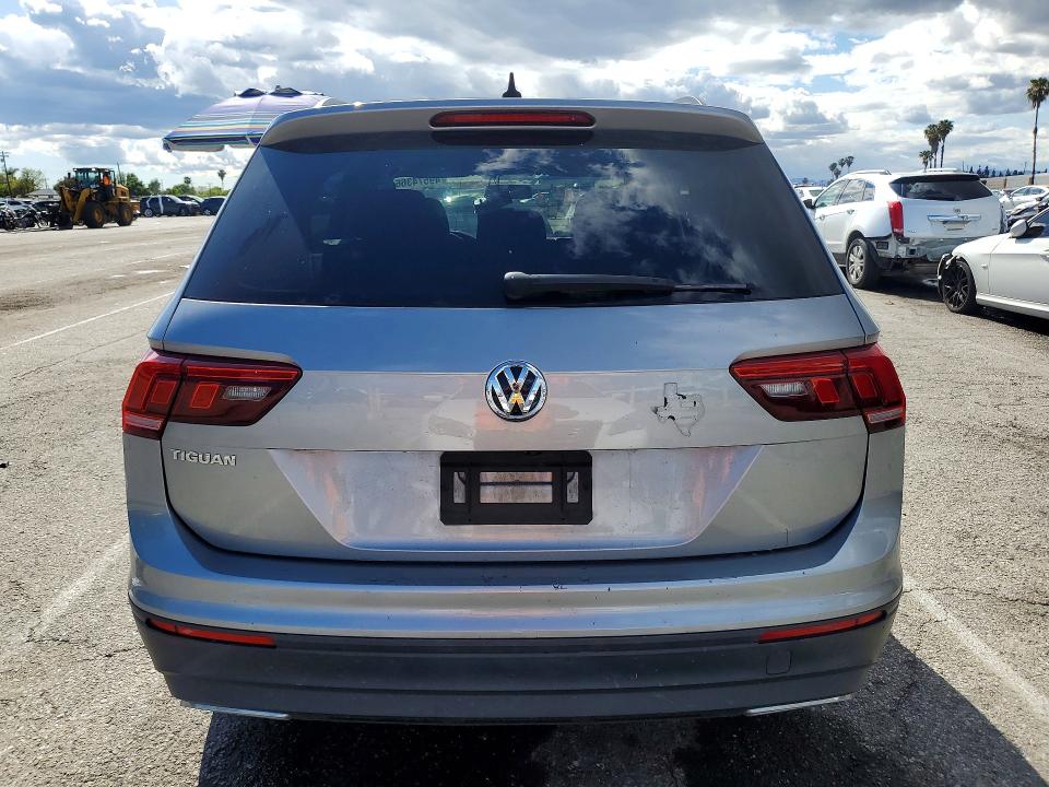 49574366 :رقم المزاد ، 3VV1B7AX0MM117777 vin ، 2021 Volkswagen Tiguan مزاد بيع