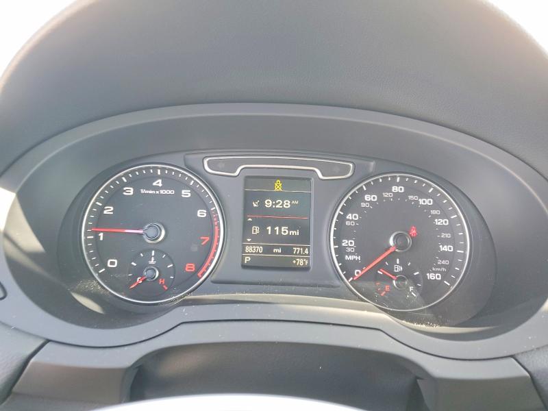 2015 Audi Q3 მანქანა იყიდება აუქციონზე, vin: WA1GFCFS7FR011809, აუქციონის ნომერი: 48966956