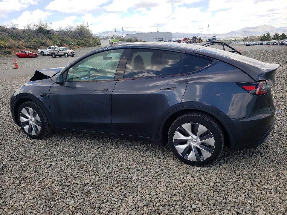 Продажа на аукционе авто 2024 Tesla Model Y, vin: 7SAYGDEE4RA275041, номер лота: 49058916