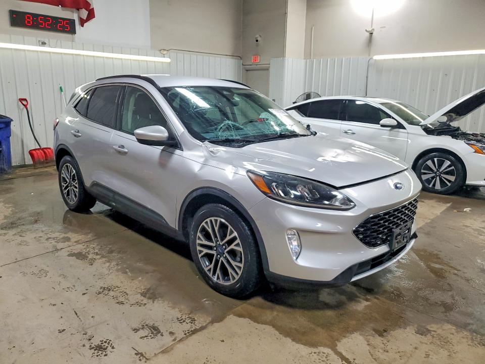 2020 Ford Escape მანქანა იყიდება აუქციონზე, vin: 1FMCU0H62LUB60254, აუქციონის ნომერი: 51628236