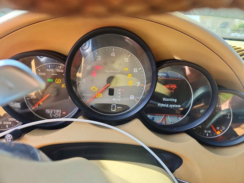46148086 :رقم المزاد ، WP1AE2A20BLA94382 vin ، 2011 Porsche Cayenne مزاد بيع