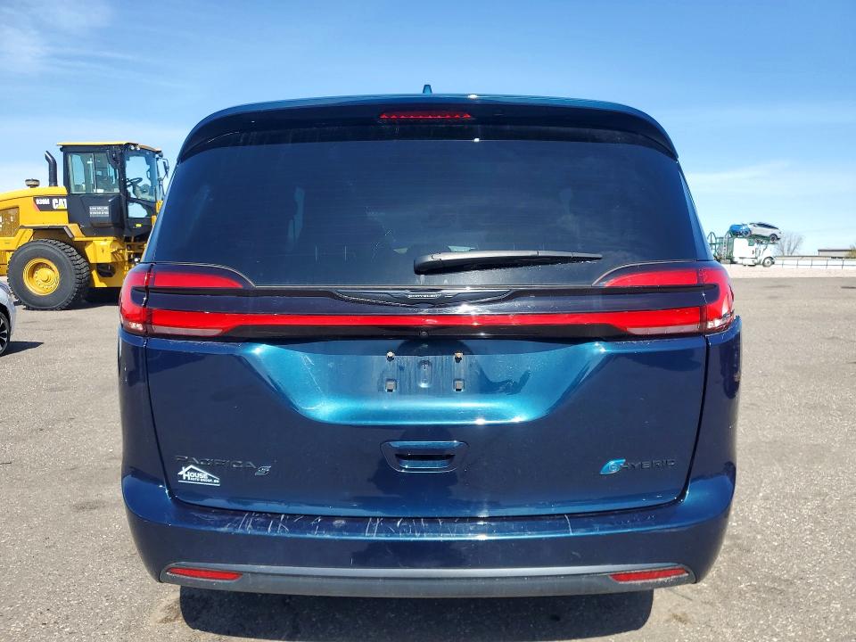 50760826 :رقم المزاد ، 2C4RC1L75NR220762 vin ، 2022 Chrysler Pacifica مزاد بيع