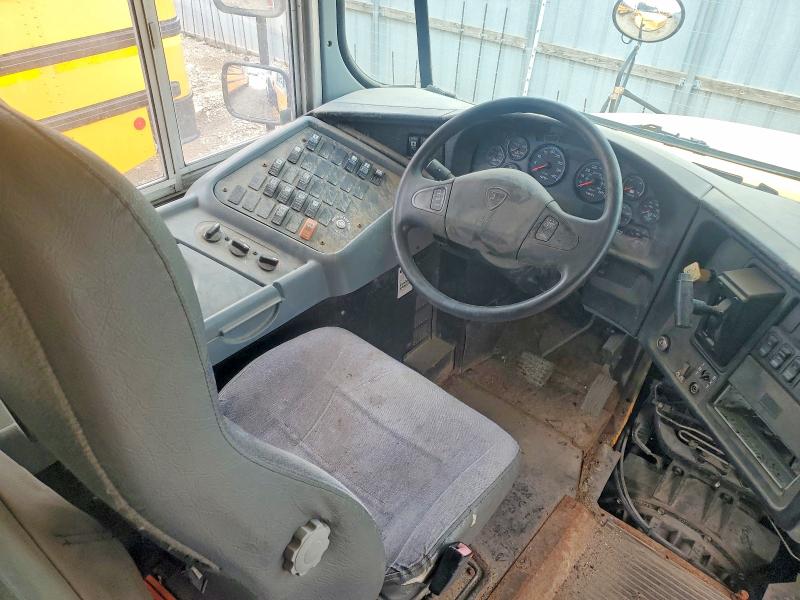 48606556 :رقم المزاد ، 4DRBUAAN8EB778762 vin ، 2014 Ic Corporation 3000 مزاد بيع