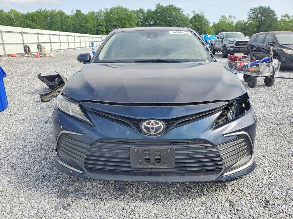 2021 Toyota Camry მანქანა იყიდება აუქციონზე, vin: 4T1C11BKXMU037940, აუქციონის ნომერი: 50568426