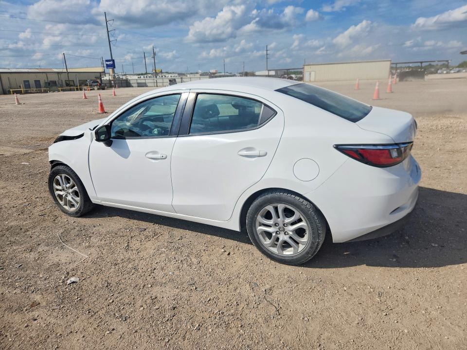 49339616 :رقم المزاد ، 3MYDLBYV9HY167965 vin ، 2017 Toyota Yaris Ia مزاد بيع