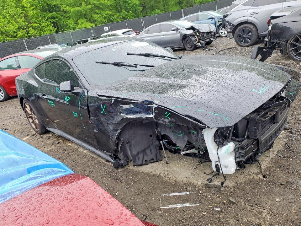51806666 :رقم المزاد ، 1FA6P8TH6S5113811 vin ، 2025 Ford Mustang مزاد بيع