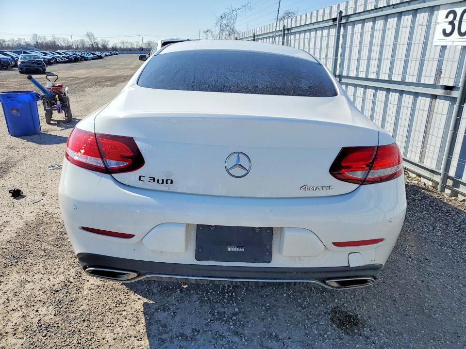 48459186 :رقم المزاد ، WDDWJ4KB8HF542846 vin ، 2017 Mercedes Benz C مزاد بيع