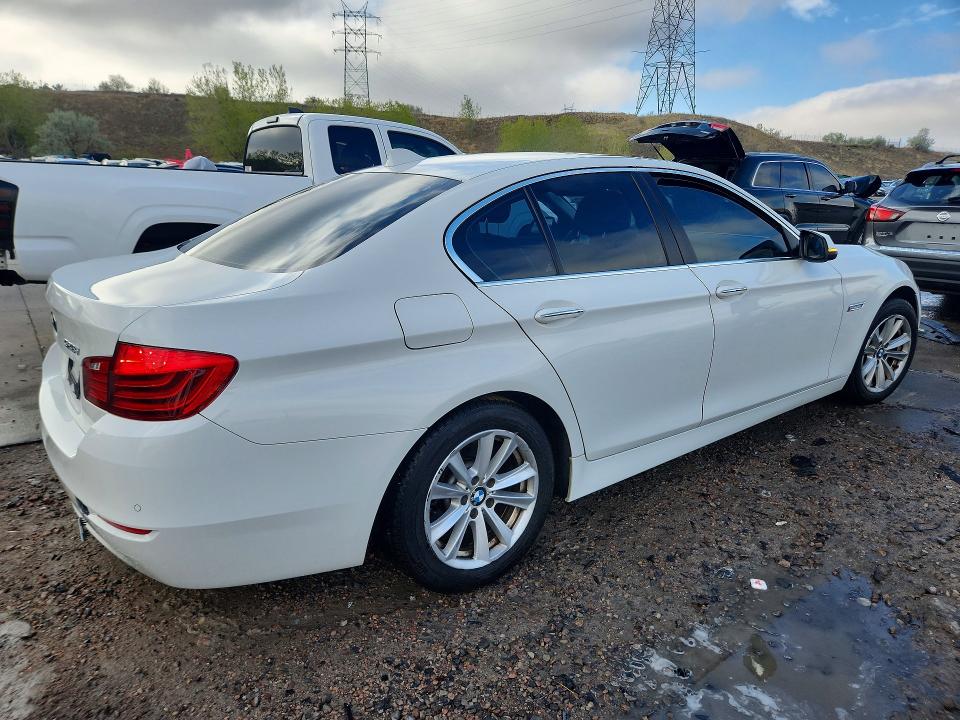 51467186 :رقم المزاد ، WBA5A7C5XGG643621 vin ، 2016 Bmw 528 مزاد بيع