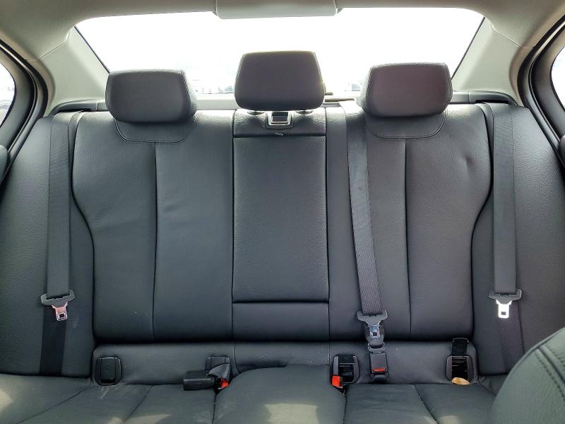 2014 Bmw 328 მანქანა იყიდება აუქციონზე, vin: WBA3D3C5XEK154878, აუქციონის ნომერი: 51337366