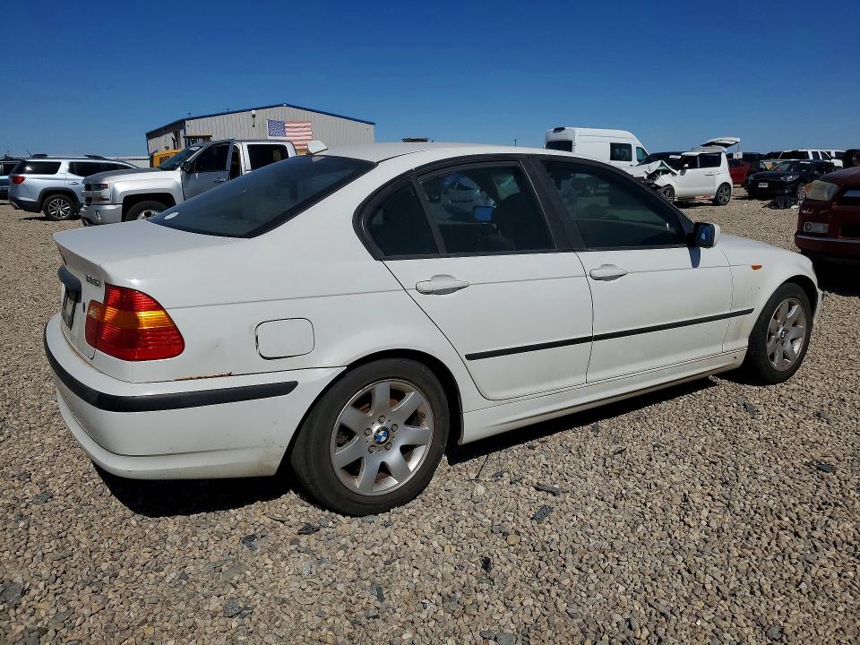 51110436 :رقم المزاد ، WBAET37445NJ86978 vin ، 2005 Bmw 325 مزاد بيع