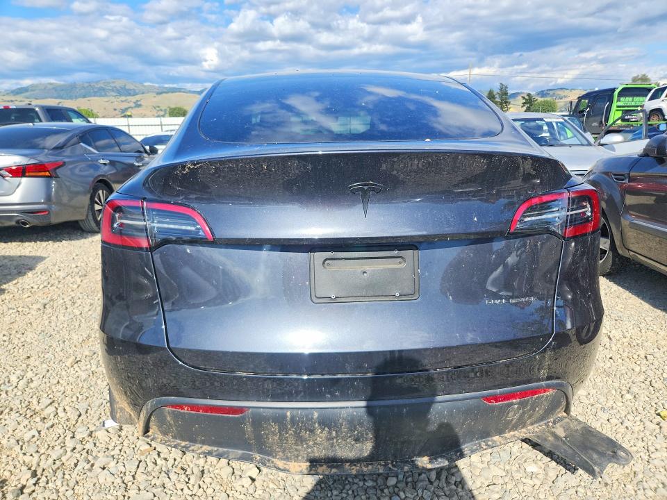 2024 Tesla Model Y მანქანა იყიდება აუქციონზე, vin: 7SAYGDEE4RF185889, აუქციონის ნომერი: 51182586