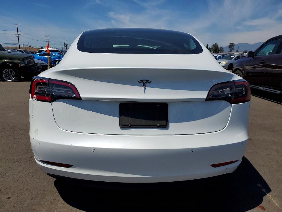 Продаж на аукціоні авто 2019 Tesla Model 3, vin: 5YJ3E1EAXKF401243, номер лоту: 50131746