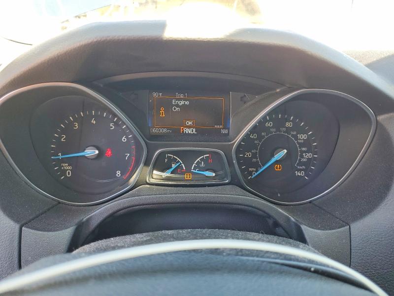 50792806 :رقم المزاد ، 1FADP3F2XJL318821 vin ، 2018 Ford Focus مزاد بيع